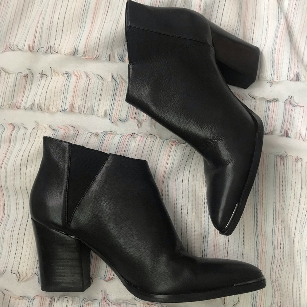 Marc Fisher LTD Leene Pointy Toe Bootie ✨